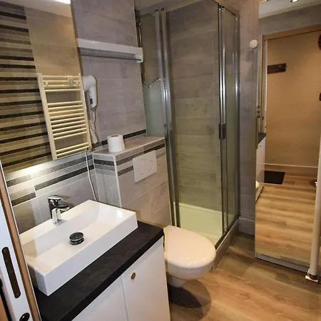 Le France - 3/4 Pers- Le France - 632fr - Plagne Centre - Pied Des Pistes Mae-9304 *